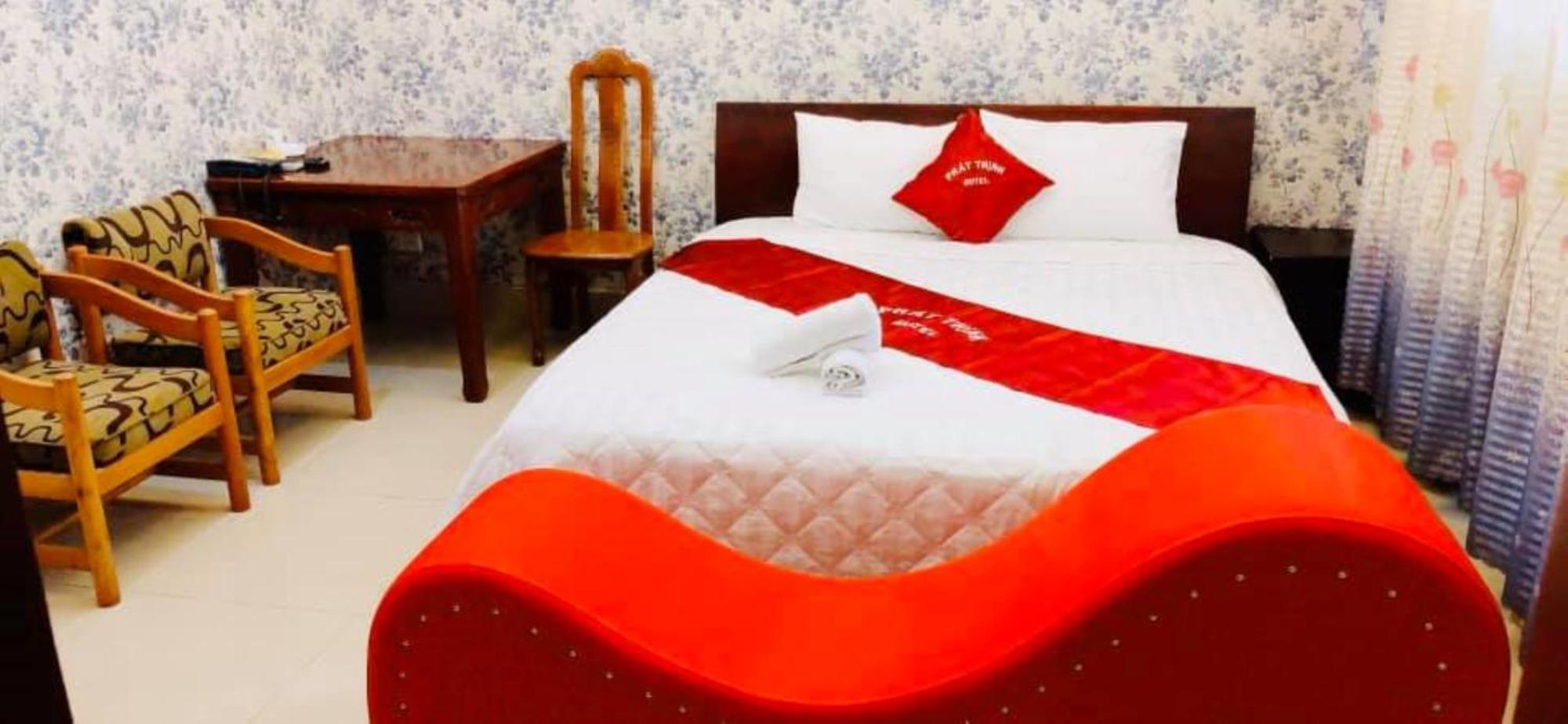 Phat Thinh Hotel Thành Pho Ho Chí Minh Esterno foto