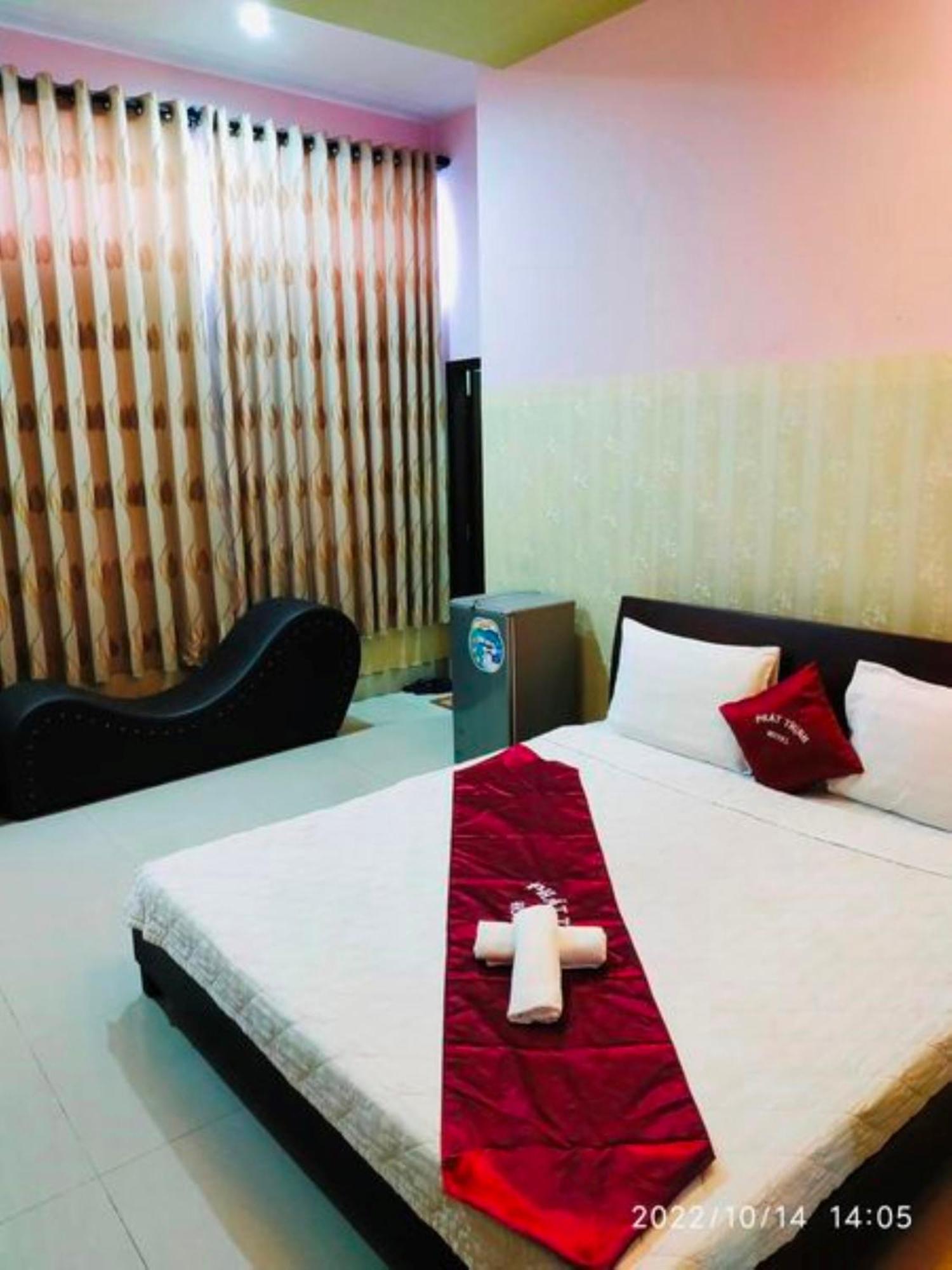 Phat Thinh Hotel Thành Pho Ho Chí Minh Esterno foto
