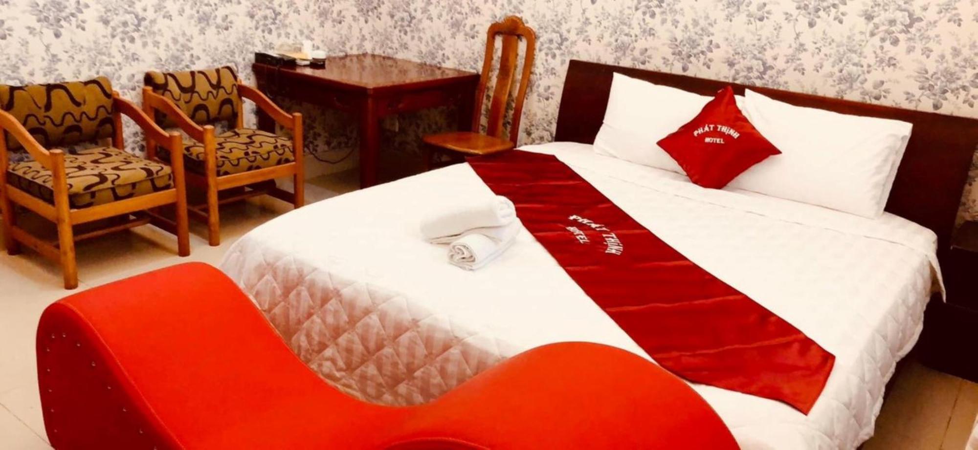 Phat Thinh Hotel Thành Pho Ho Chí Minh Esterno foto