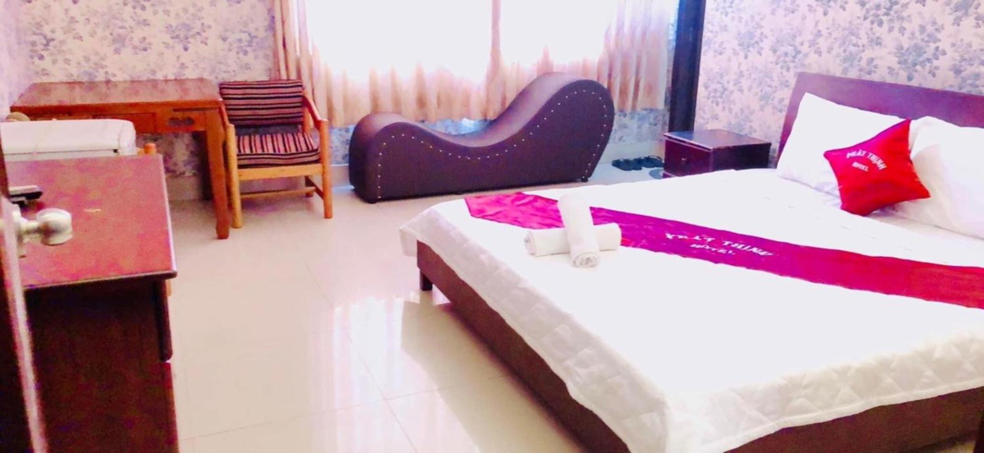 Phat Thinh Hotel Thành Pho Ho Chí Minh Esterno foto